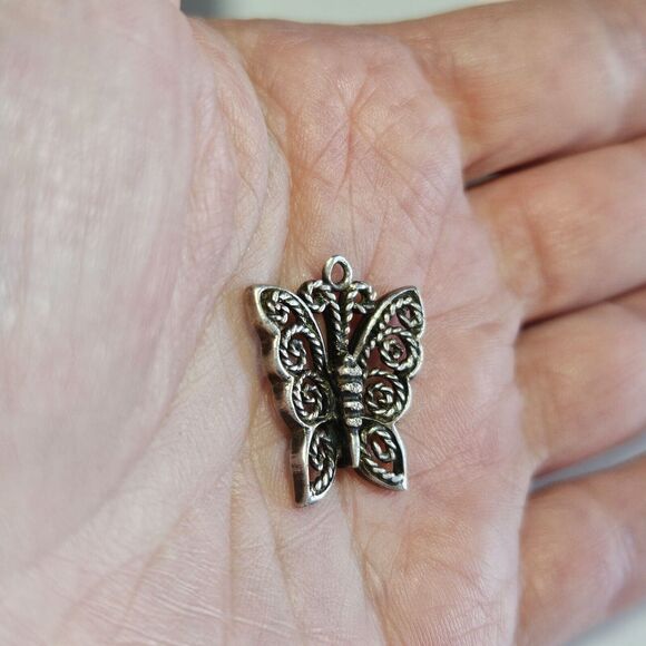 Sterling silver butterfly pendant charm - Picture 3 of 11